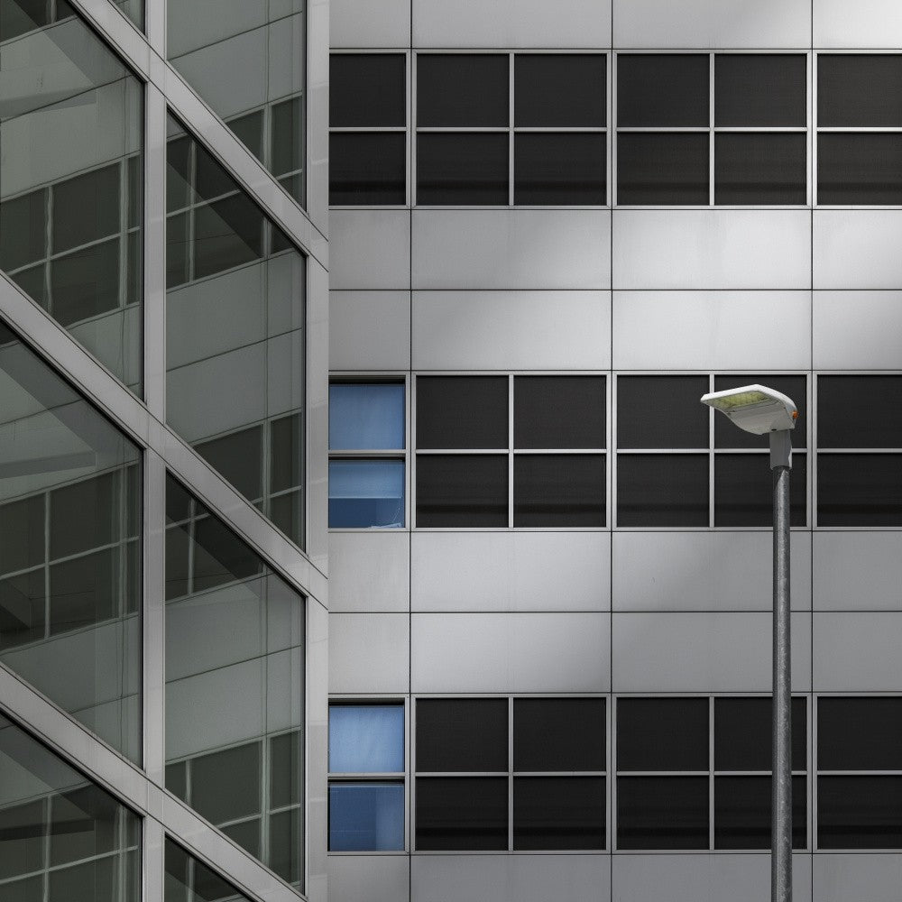 - Modern Streetlight II-