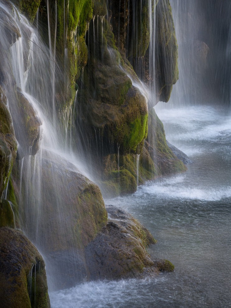 Water fantasy 7R51596