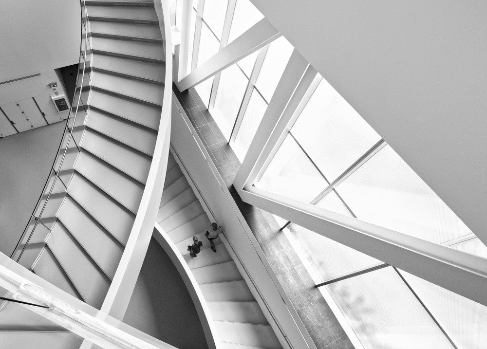Die Treppe hinunter