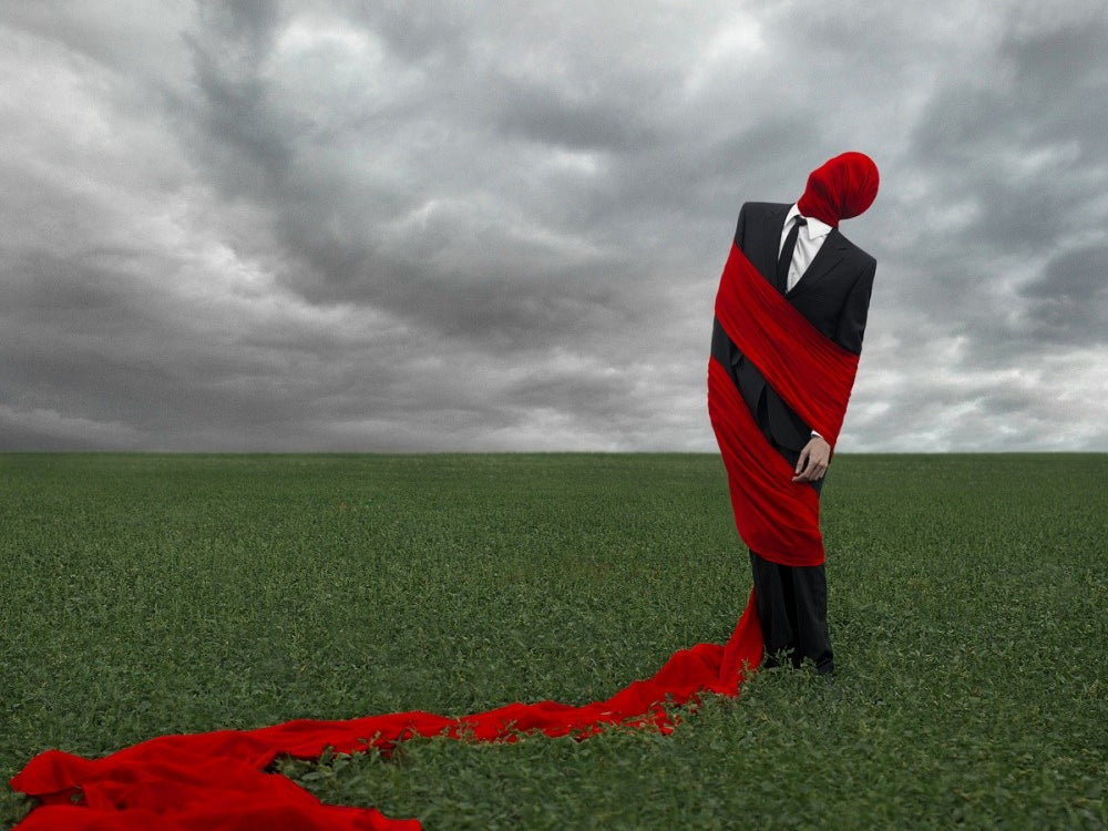 Dreams of loneliness