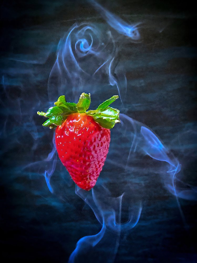 Strawberry Blue Smoke