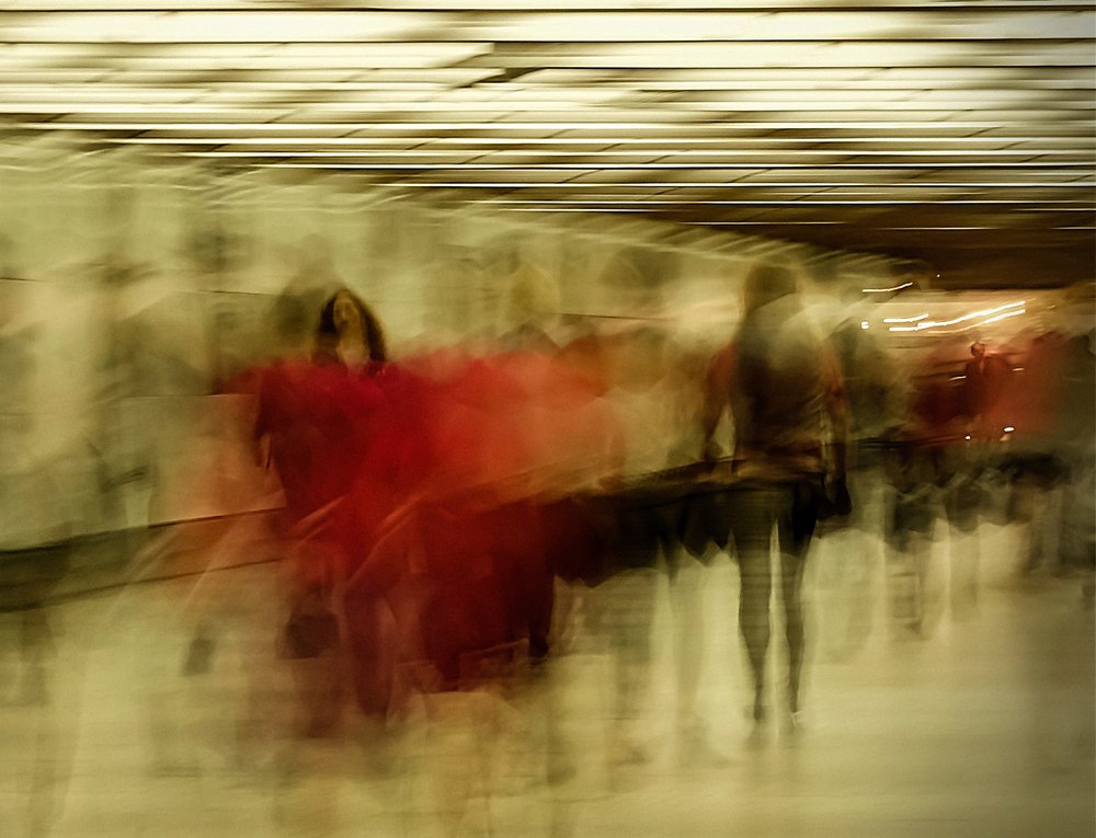 Vibrant Red Motion