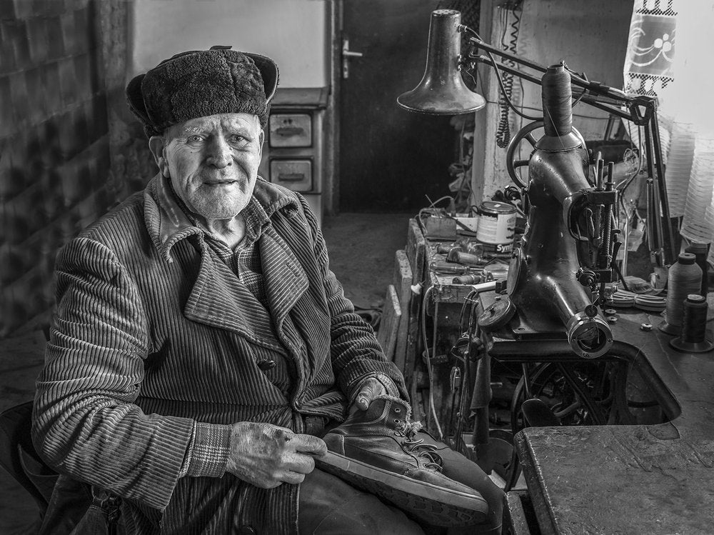 Elderly Cobbler's Workshop
