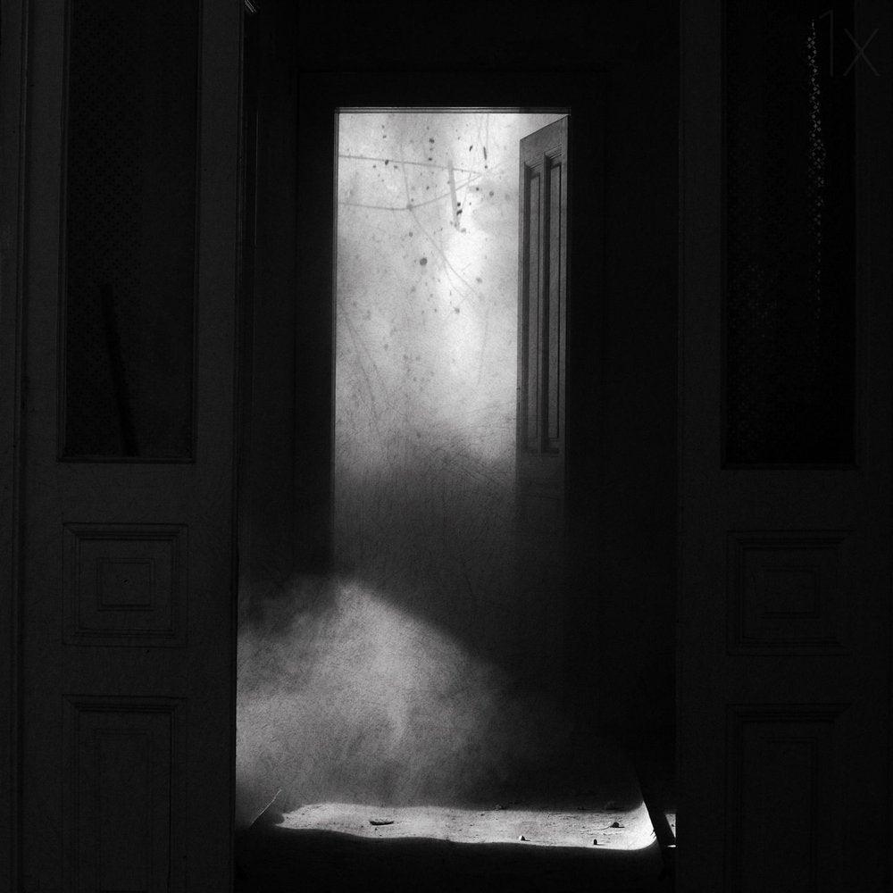 Ethereal Doorway Light