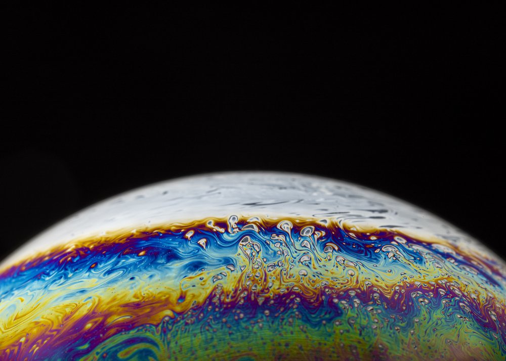 Vibrant Cosmic Bubble