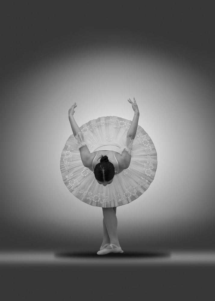 Bowing Ballerina
