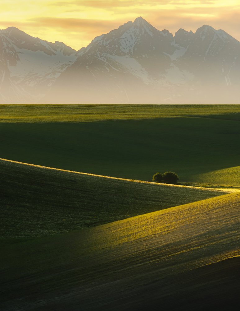 Rolling Hills Mountain Sunset