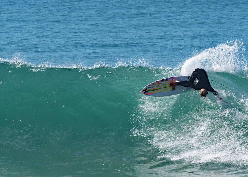 Dynamic Surfing Wave