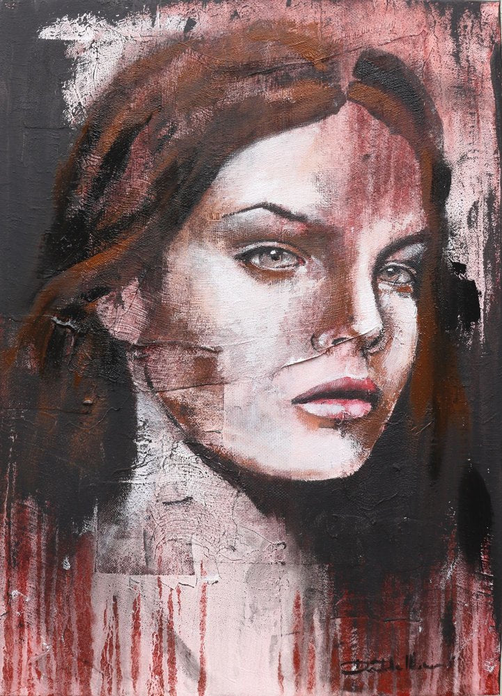 Dramatic Textured Gaze