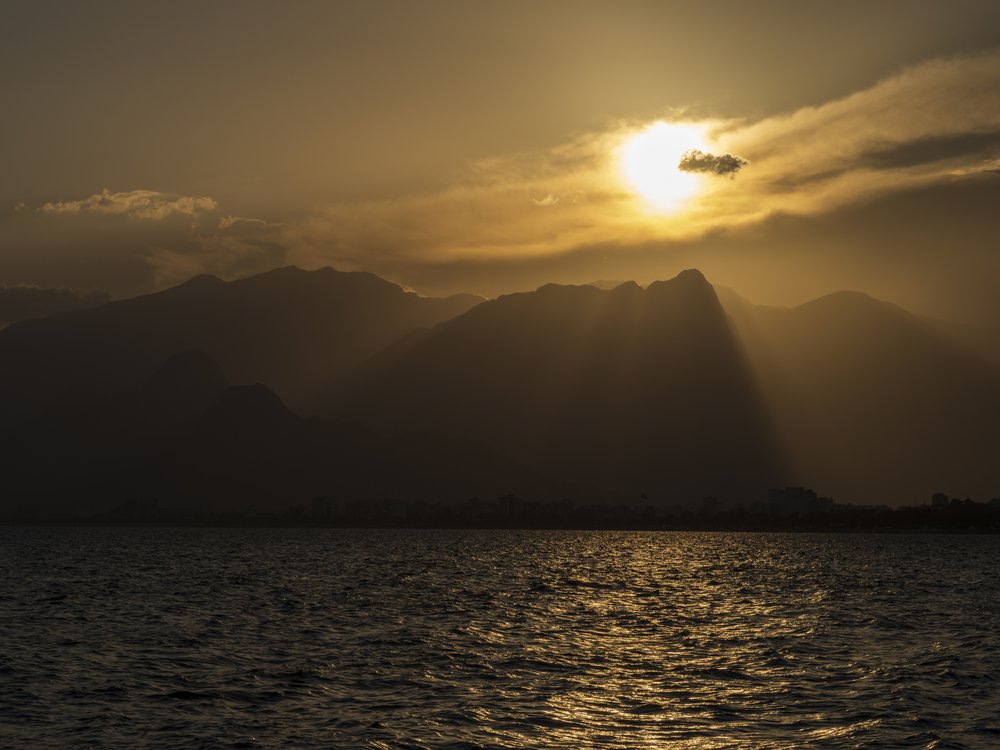 Mountain Sunset Rays