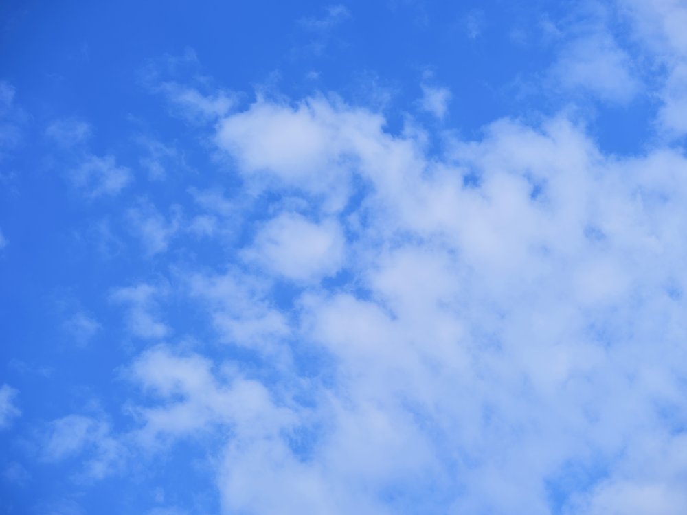 Serene Blue Sky Clouds
