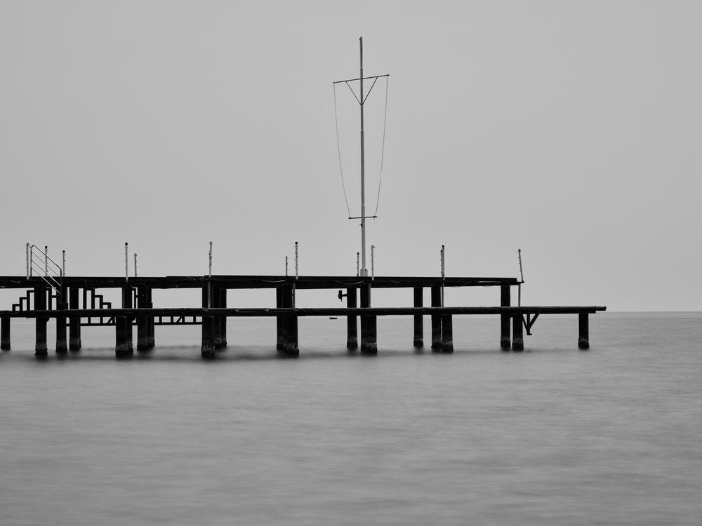 Calm Pier Horizon