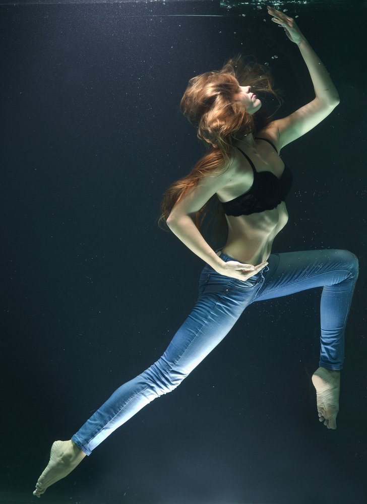 Floating Water Dancer