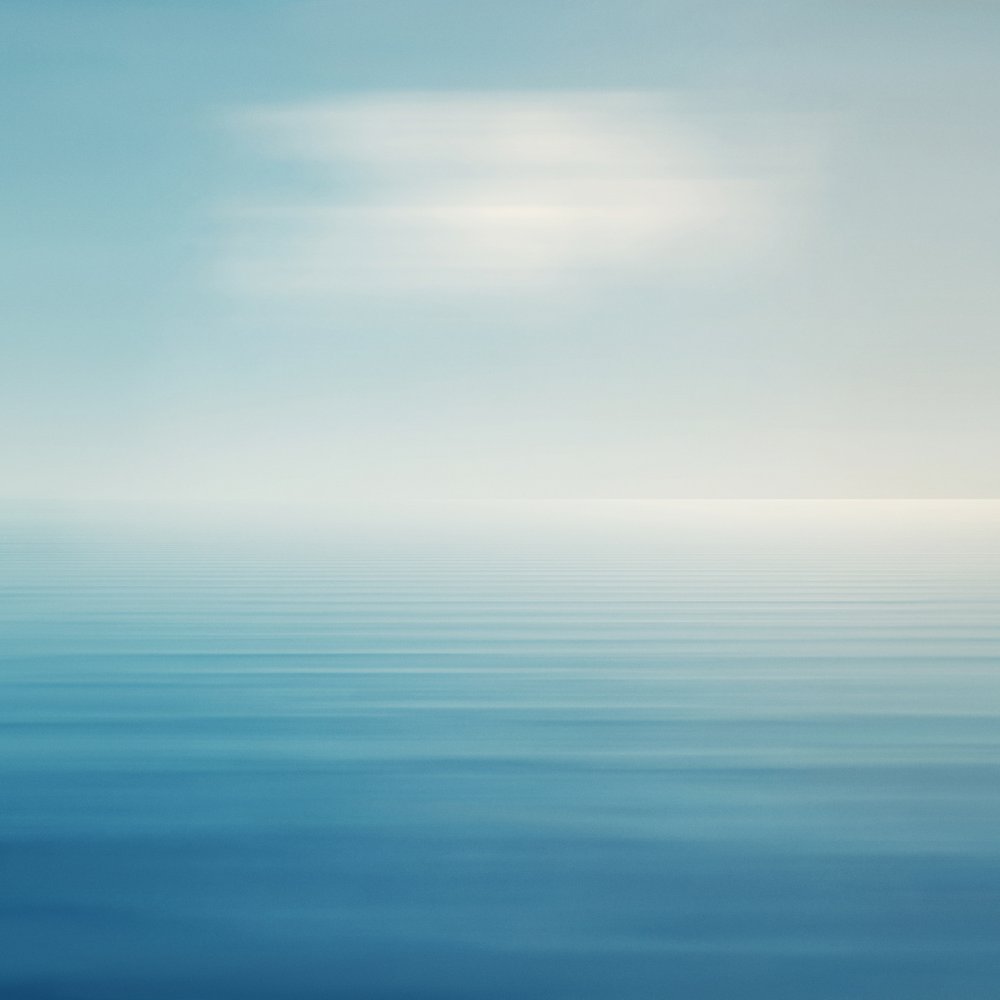 Calm Blue Ocean Horizon