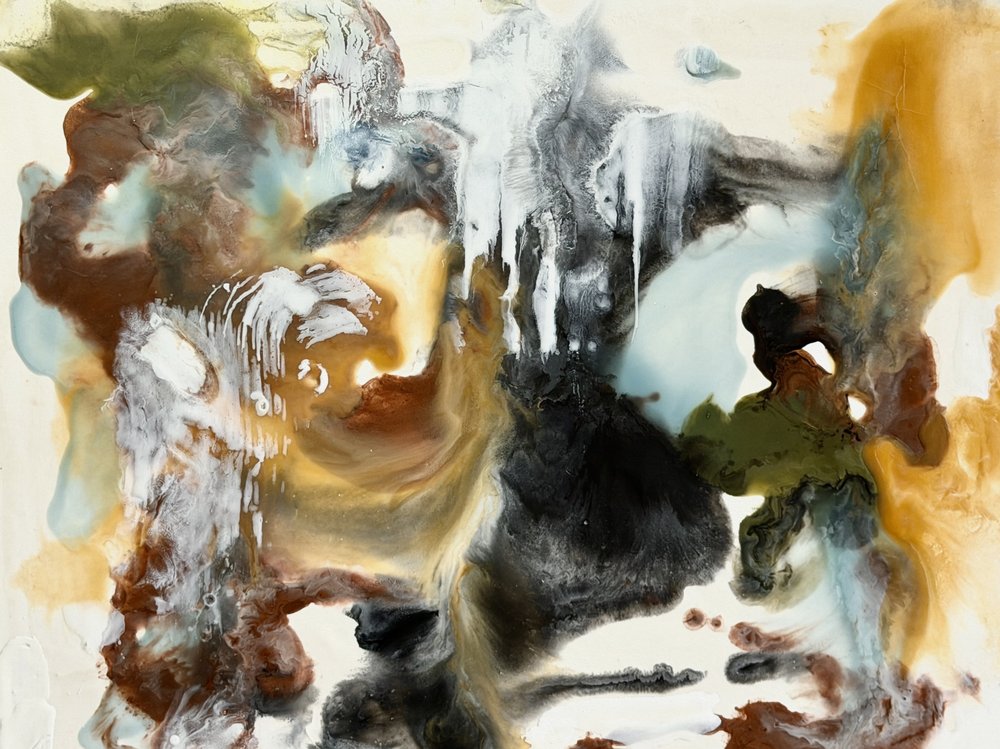 Fluid Earth Tones