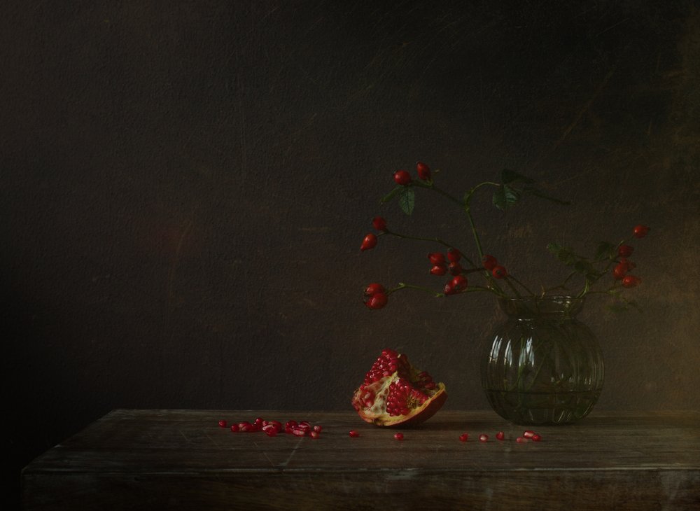 Pomegranate And Rosehips