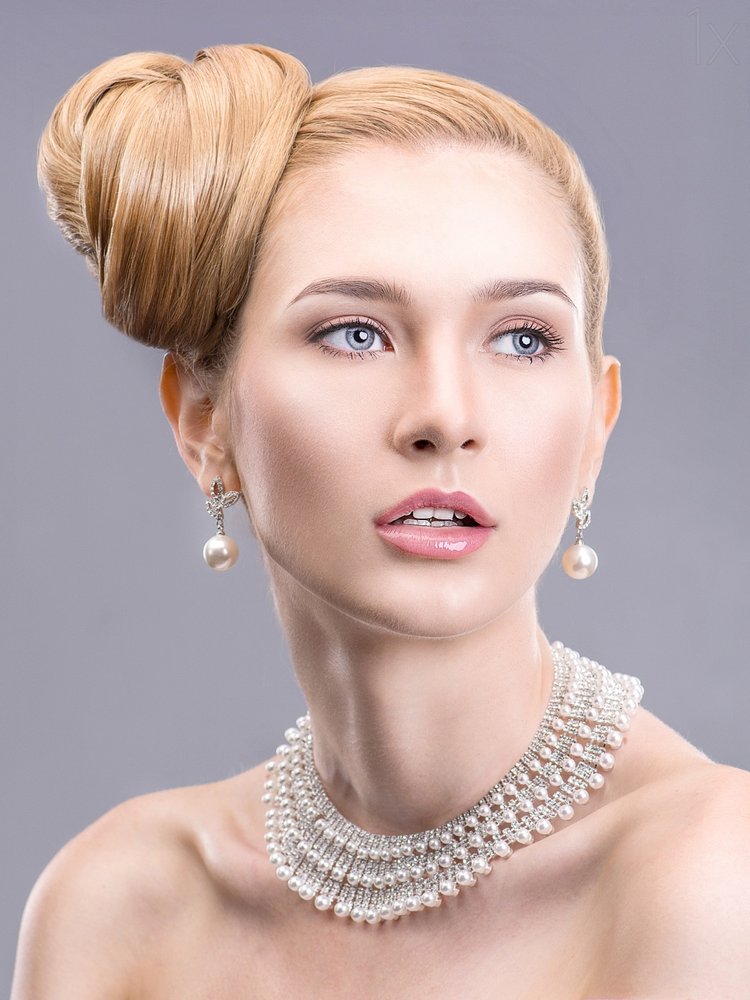 Glamorous Pearl Beauty