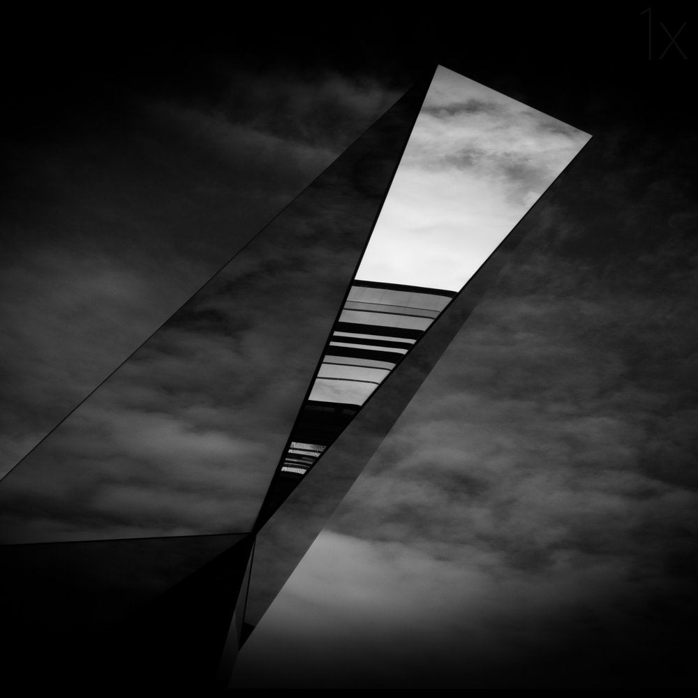Geometric Sky Reflections