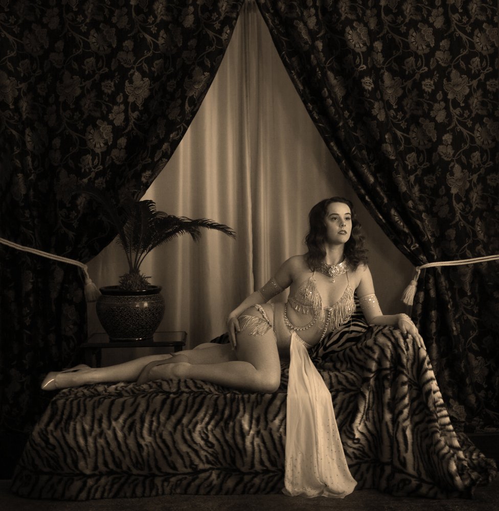 Vintage Burlesque Glamour