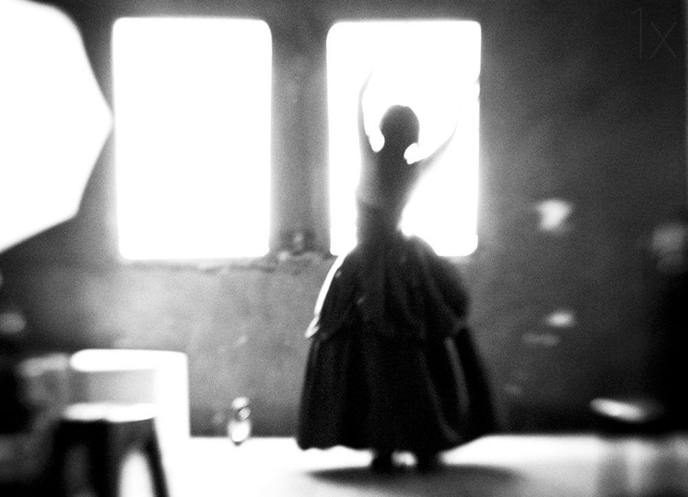 Elegant Dancer Silhouette