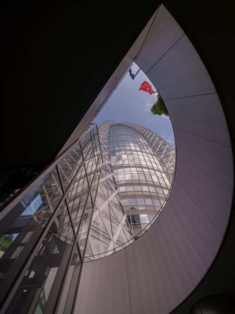 Curving City Tower