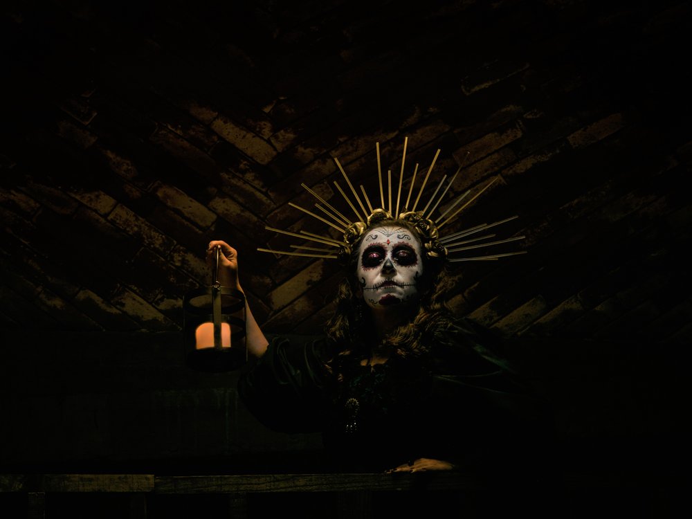Golden Sugar Skull Lantern