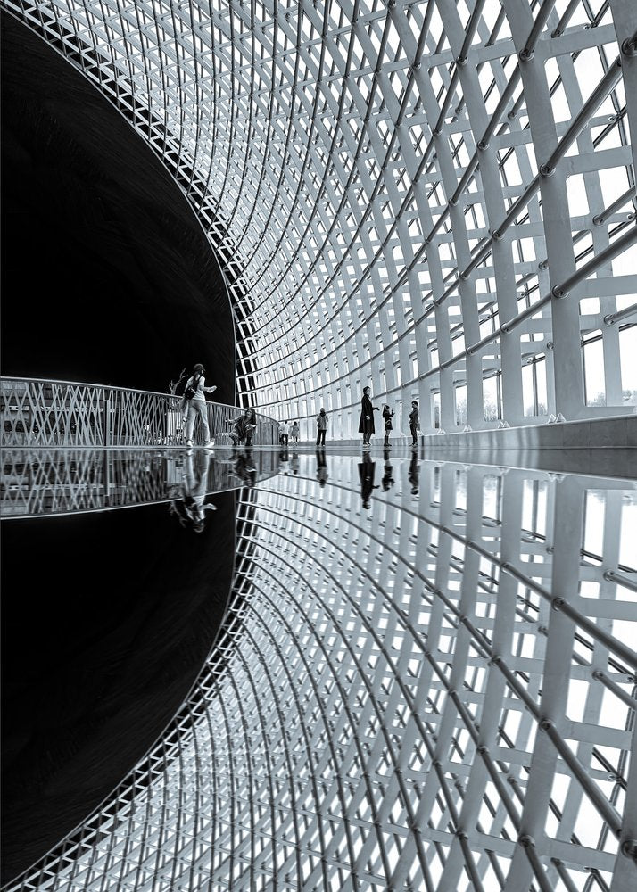 Curved Gallery Reflection
