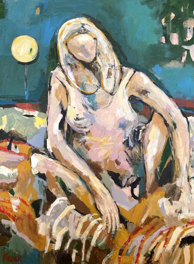 Relaxed Blonde Figure