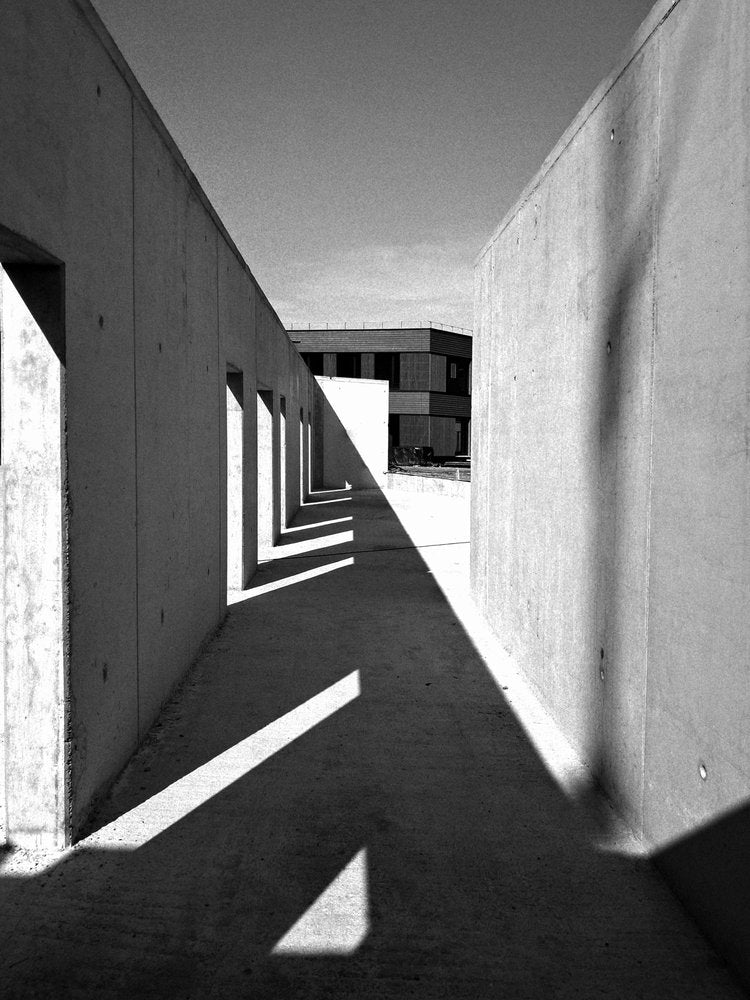 Geometric Concrete Shadows