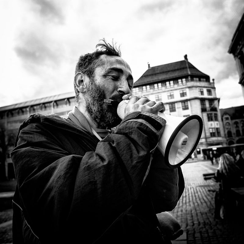 Street Speaker