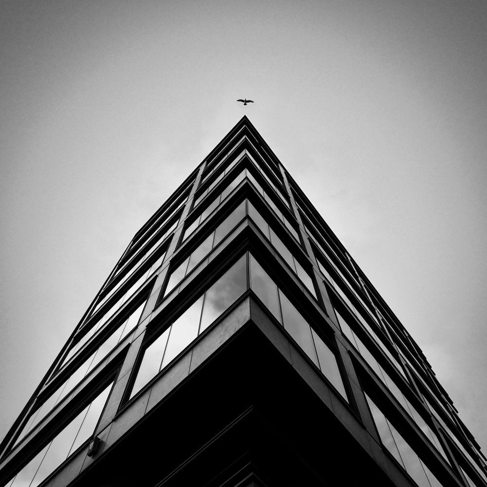 Modern City Ascent
