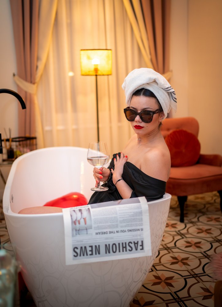 Glamorous Bathtub Moment