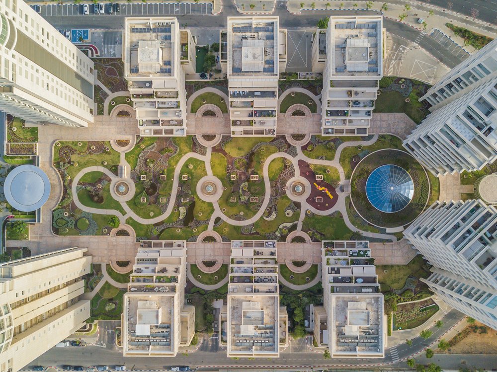 Modern Urban Garden Complex