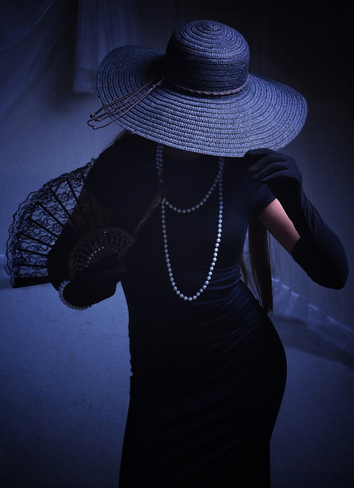 Mysterious Lady Black Hat