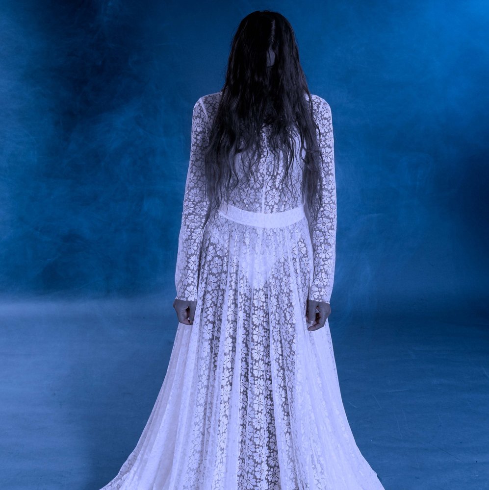 Haunting Bride