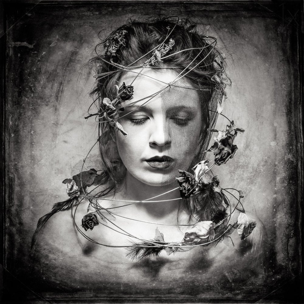 Gothic Woman With Roses