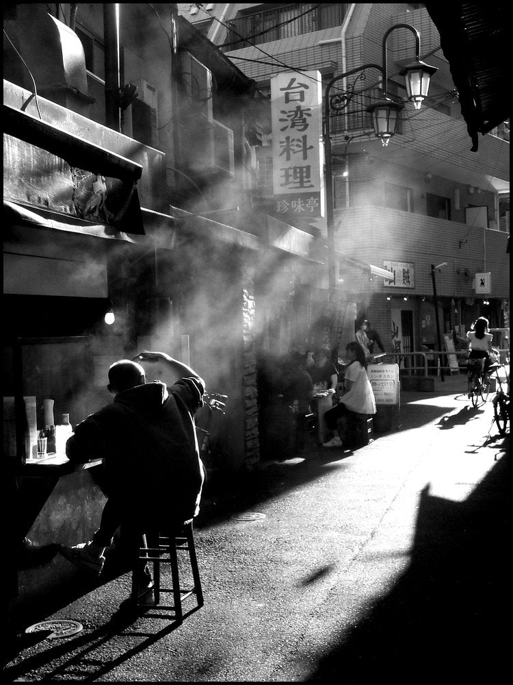 Steamy Street Dining