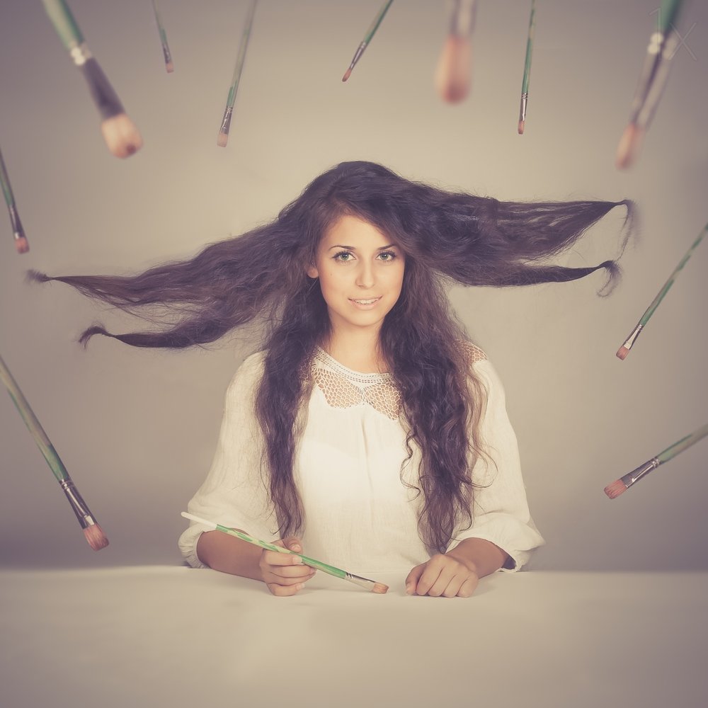 Floating Brushes Artist