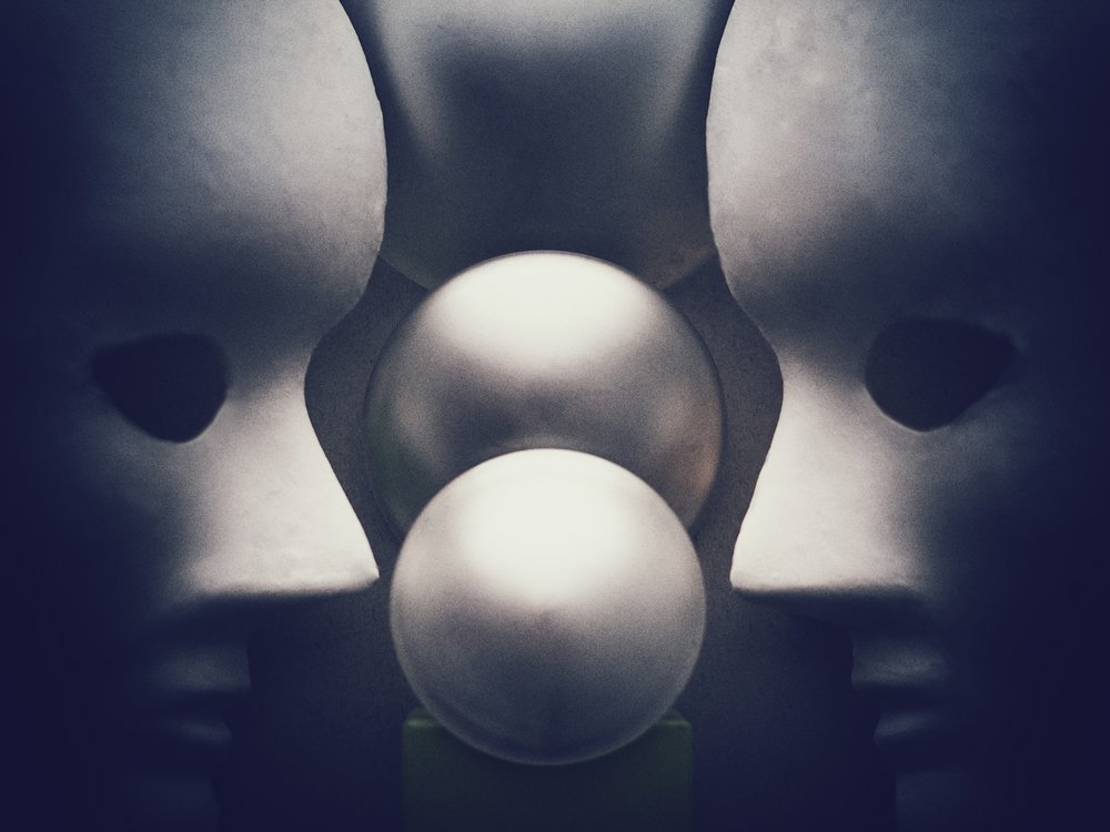 Abstract Faces and Spheres