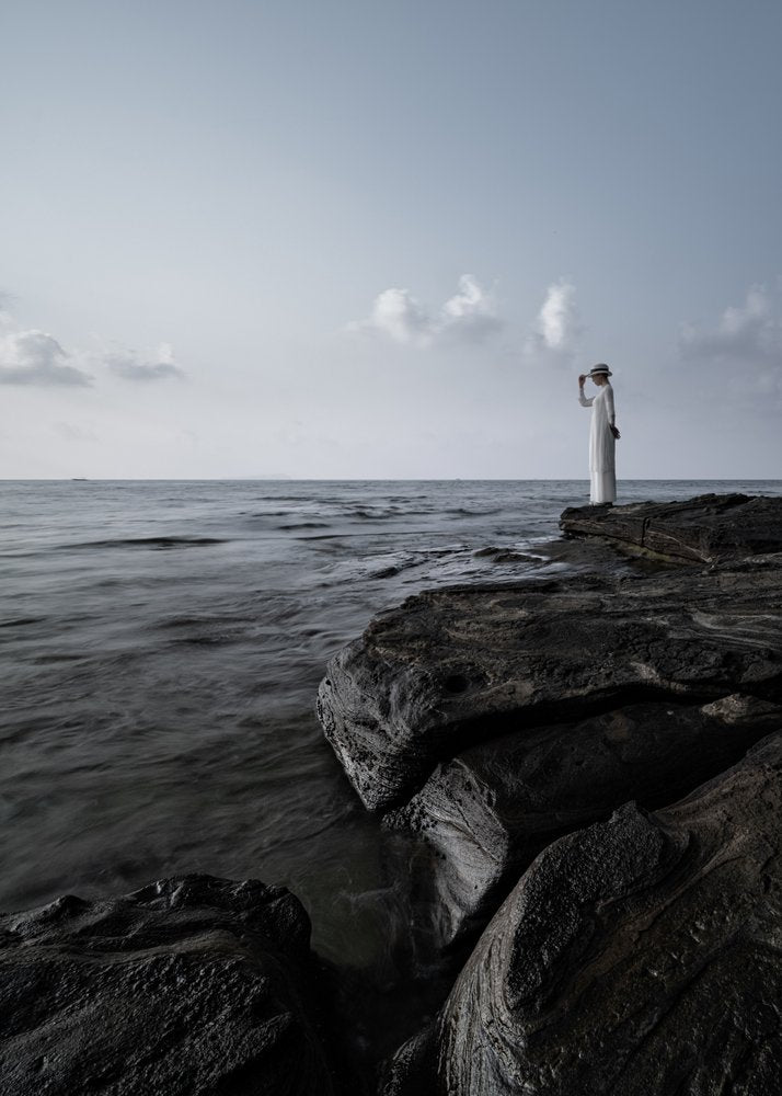 Coastal Horizon Gaze