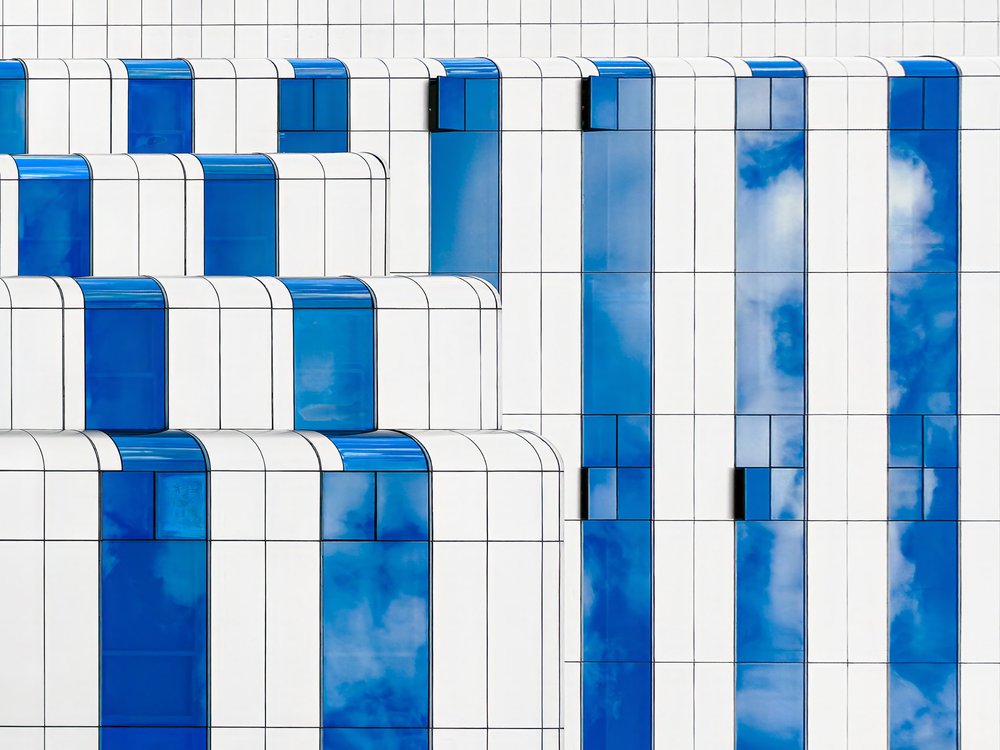 Geometric Sky Reflections