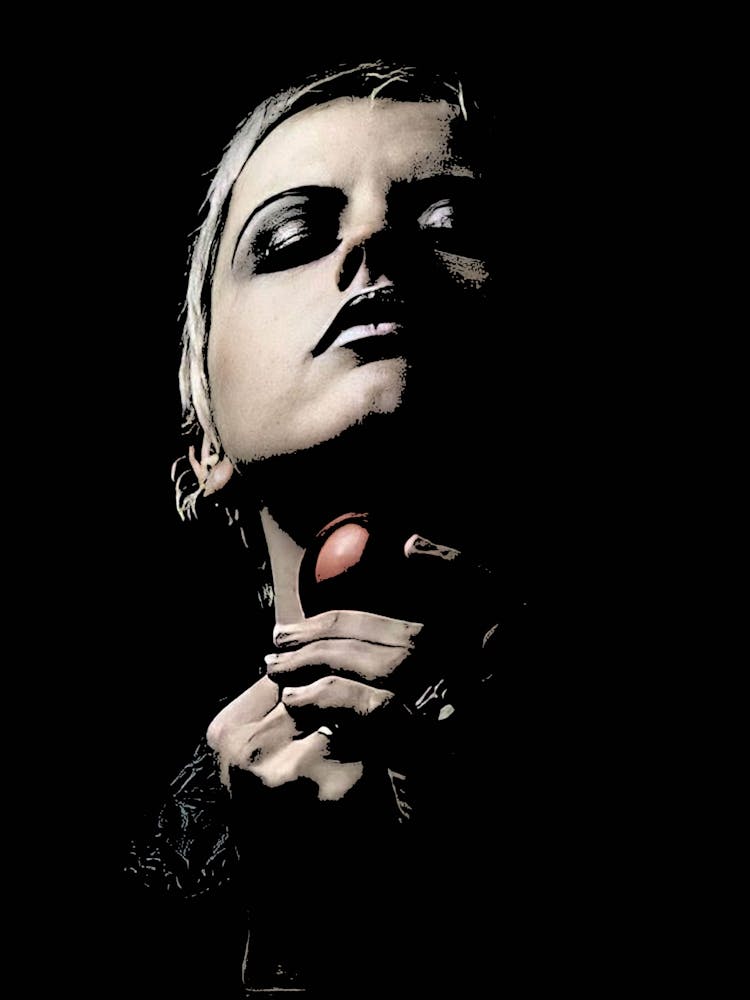 Dolores O'Riordan The Cranberries 5