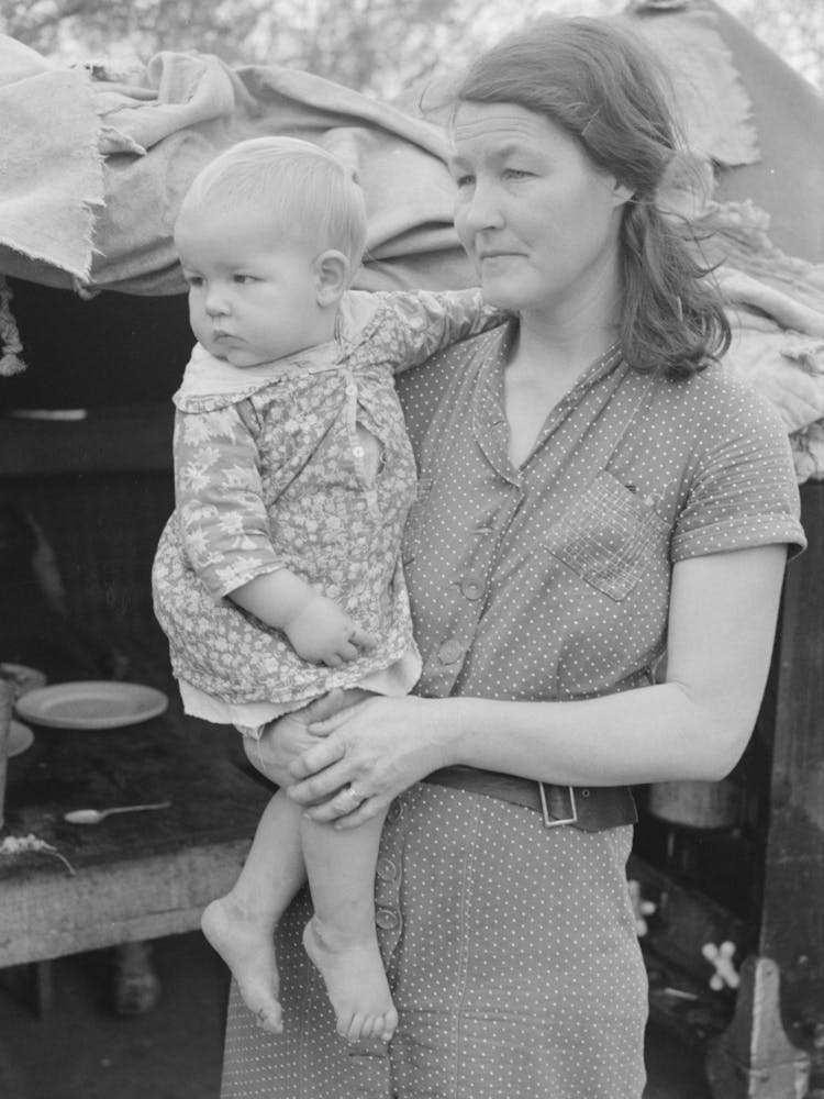 Mother And Child, White Migrant Workers, Near Harlingen, Texas By Russell Lee