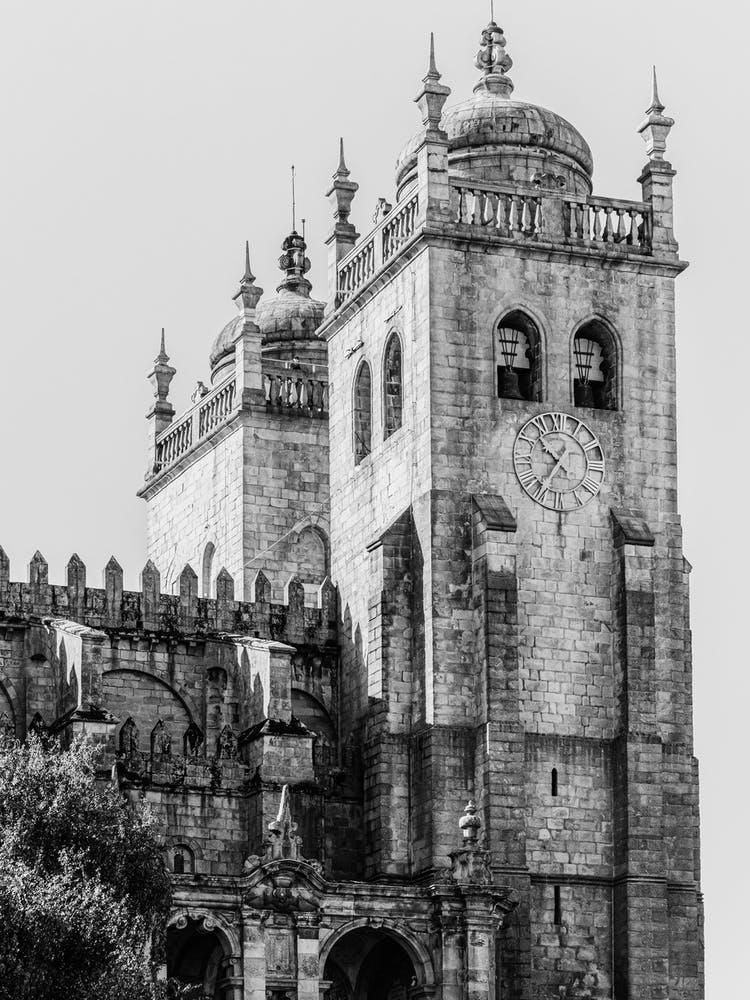 Porto Cathedral | Black and white travel photography