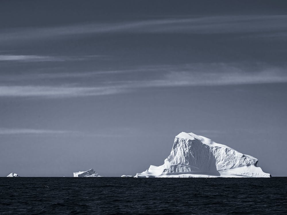 07 Silaaqbn ('Floating Mountain') Icebergs