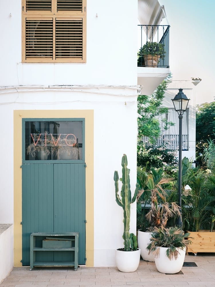 Green door in Bohemian street // Ibiza Travel Photography