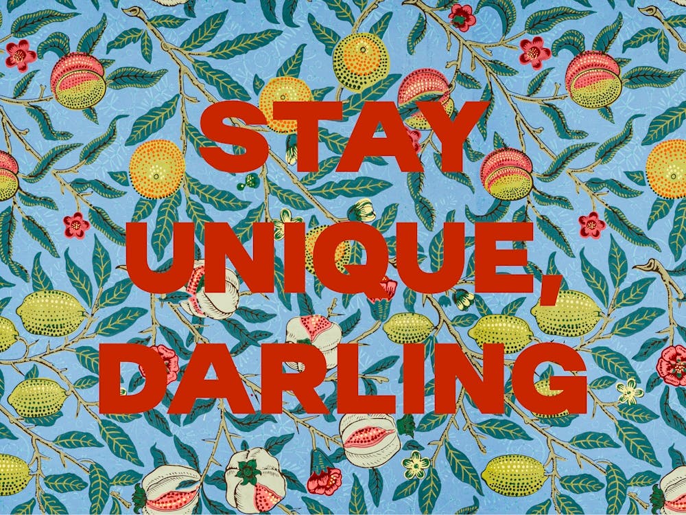 Stay Unique Darling. Quote on a Floral Pattern.