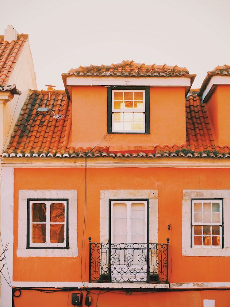 Orange Lisbon Home