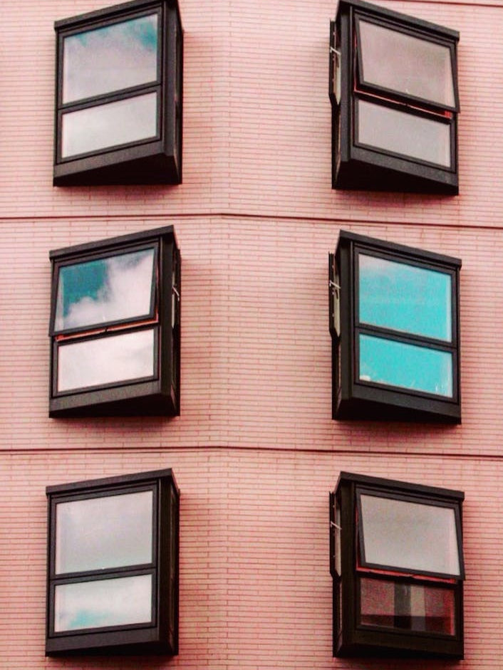 Symmetrical Windows