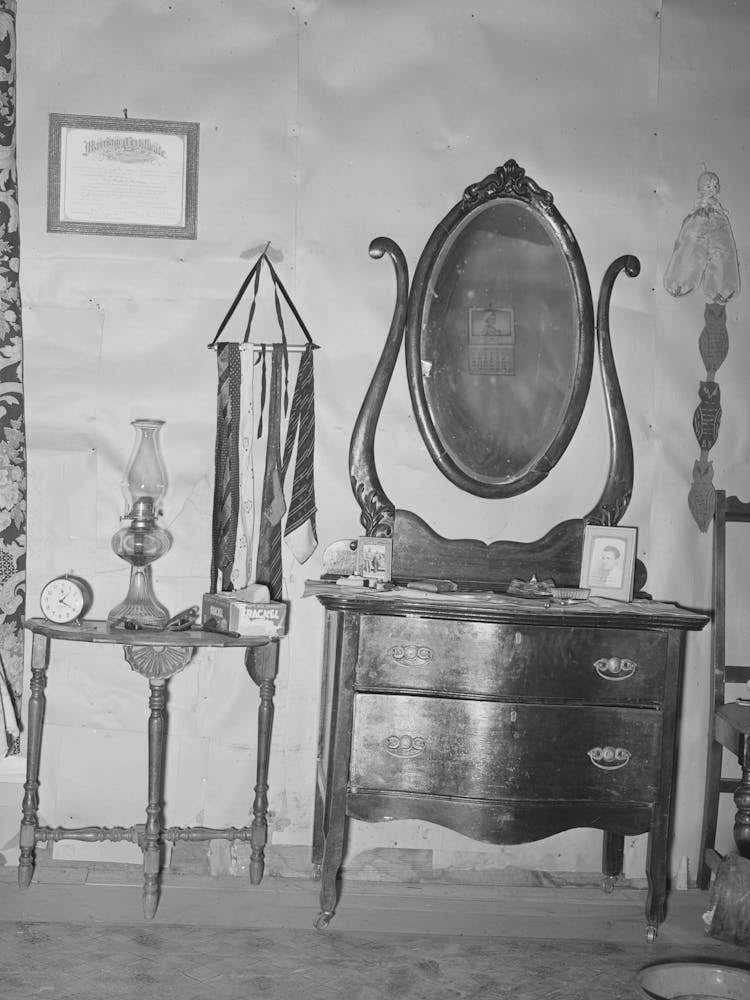 Bedroom In Homesteader S Loghouse, Pie Town, New Mexico By Russell Lee